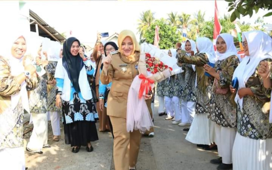 Bupati Ratna Machmud Buka ILP di Puskesmas BTS Ulu