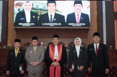 Yulian Effendi-Ecie-Hendri Jabat Pimpinan DPRD Lubuklinggau
