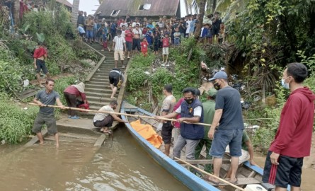Menghilang, Dedi Irawan Ditemukan Tewas di Sungai Lakitan