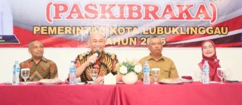 Pemusatan Diklat Wako Berikan Materi Dan Sharing kepada Paskibraka Kota Lubuk Linggau