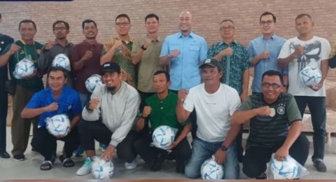 Wako Linggau : Askot PSSI Melakukan Pembinaan Seluruh Klub Secara Adil Dan Merata