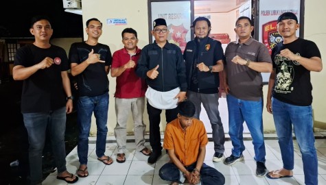 Dendam Dan Sakit Hati, Jukir Tusuk Teman Sendiri