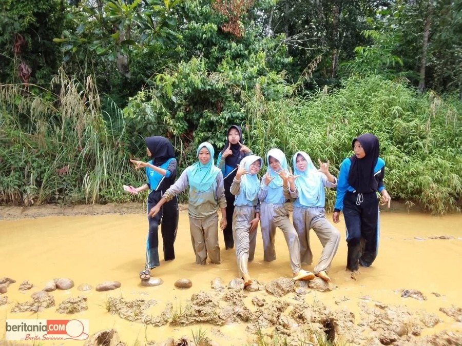 Akses Jalan Desa Sadu Kecamatan BTS Ulu Kabupaten Musi Rawas Berlumpur