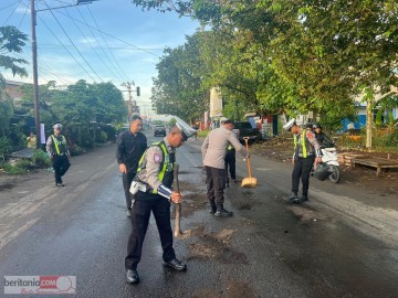 Imbas Tumpahan Minyak di Jalan Lintas Simpang F Musi Rawas, Motor yang Melintas Alami Kecelakaan 