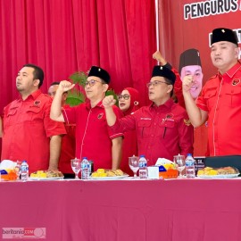 DPC PDIP Muratara Devi Arianto Dorongan Devi Suhartoni Maju Sumsel 1