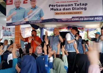 Meluing Massa Pendukung Nomor 2 Hadiri Kampanye YOK-Rustam di Lubuk Tanjung