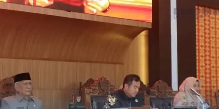 Paripurna DPRD Lubuk Linggau, Dengarkan Jawaban Eksekutif Terhadap LKPJ