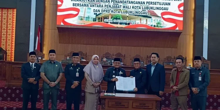 DPRD Lubuk Linggau Bahas Persetujuan 15 Raperda