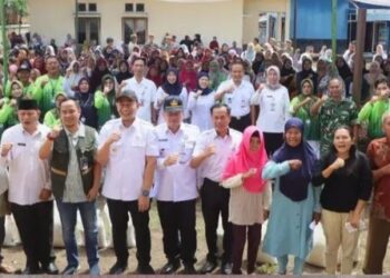 ‎Wako Salurkan Bantuan Pangan Beras