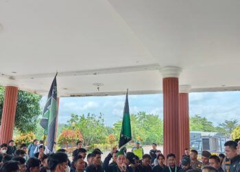 HMI Desak Pemkab Musi Rawas Segera Perbaiki Jalan Rusak Dan Sekolah Tidak Layak