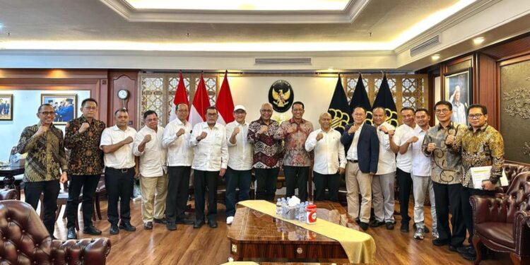 PWI Resmi Kembali Terdaftar di Kemenkum, Akses AHU Sangat Cepat Dan Mudah