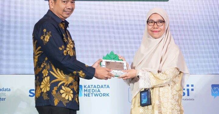 Buktikan Transformasi Hijau di Sektor Pertambangan, PTBA Sabet Katadata ESG Index Awards 2025