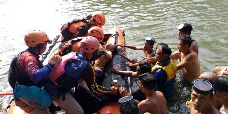 Rizki Pelajar Tenggelam Di Sungai Kelingi Lubuklinggau Ditemukan Tak Bernyawa