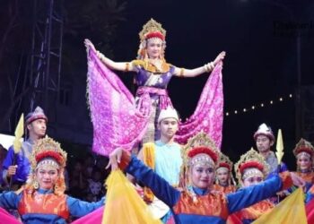 Carnaval Night Silampari Bertabur Kostum, Ajang Wisata Dan Kreatif Lubuklinggau